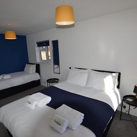 Wisteria 2 Bed House - Stayseekers Salisbury Extérieur photo