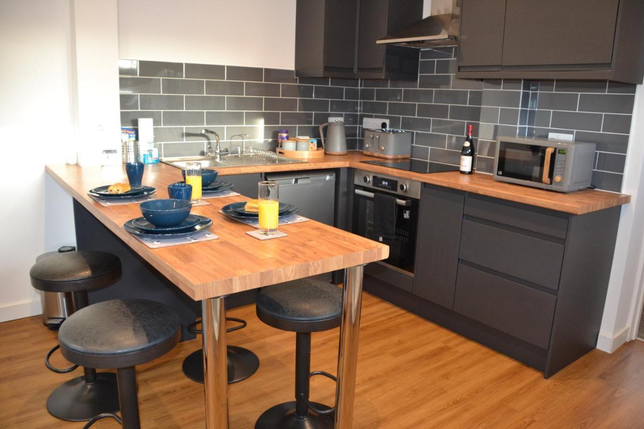 Wisteria 2 Bed House - Stayseekers Salisbury Extérieur photo