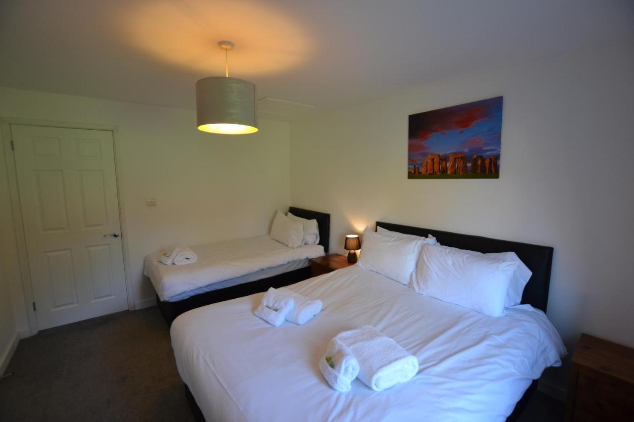 Wisteria 2 Bed House - Stayseekers Salisbury Extérieur photo