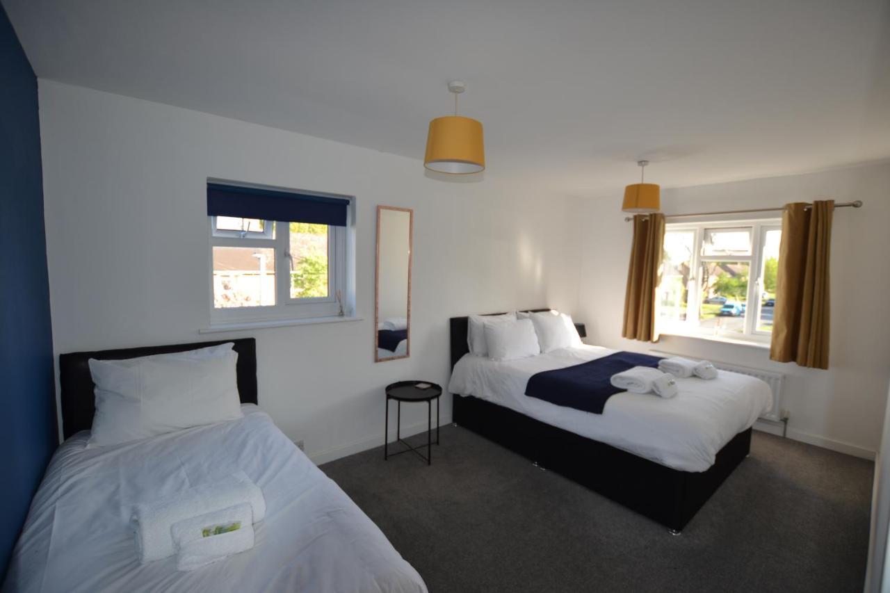 Wisteria 2 Bed House - Stayseekers Salisbury Extérieur photo